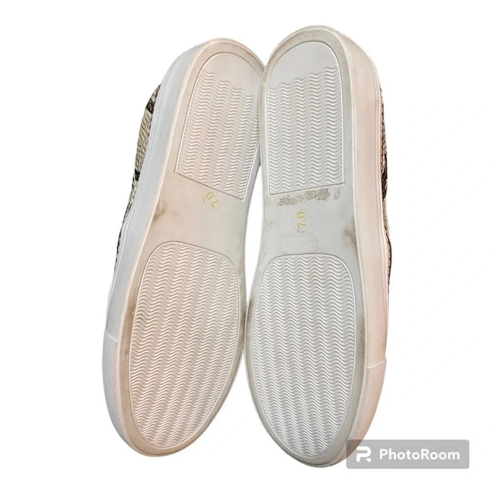 Steve Madden steve madden
